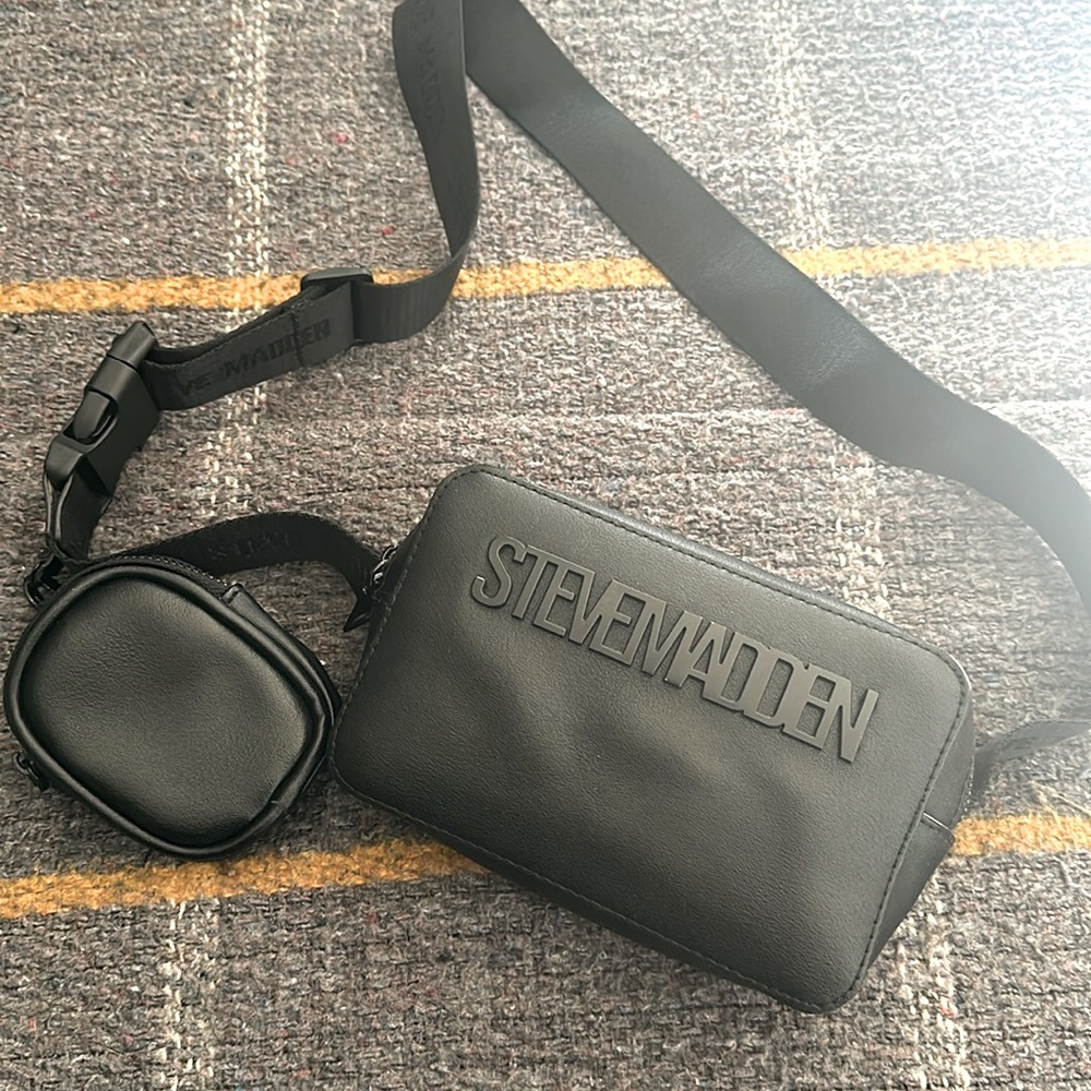 Steve Madden fanny pack/Crossbody bag